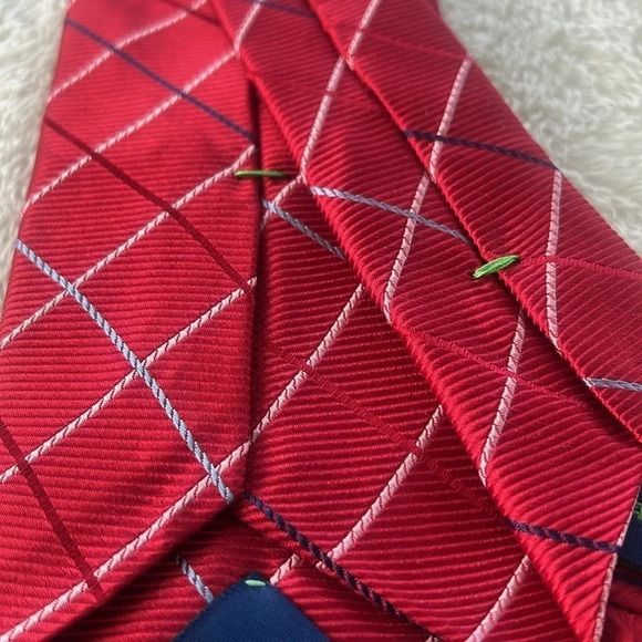 Haspel Fresh Tailored 100% Silk July 4th Tie Red White and Blue Diagonal Pattern - Picture 11 of 13